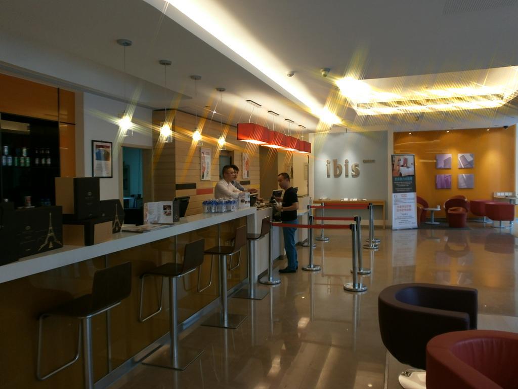 Ibis Ningbo Qianhu Plaza Hotel Ngoại thất bức ảnh